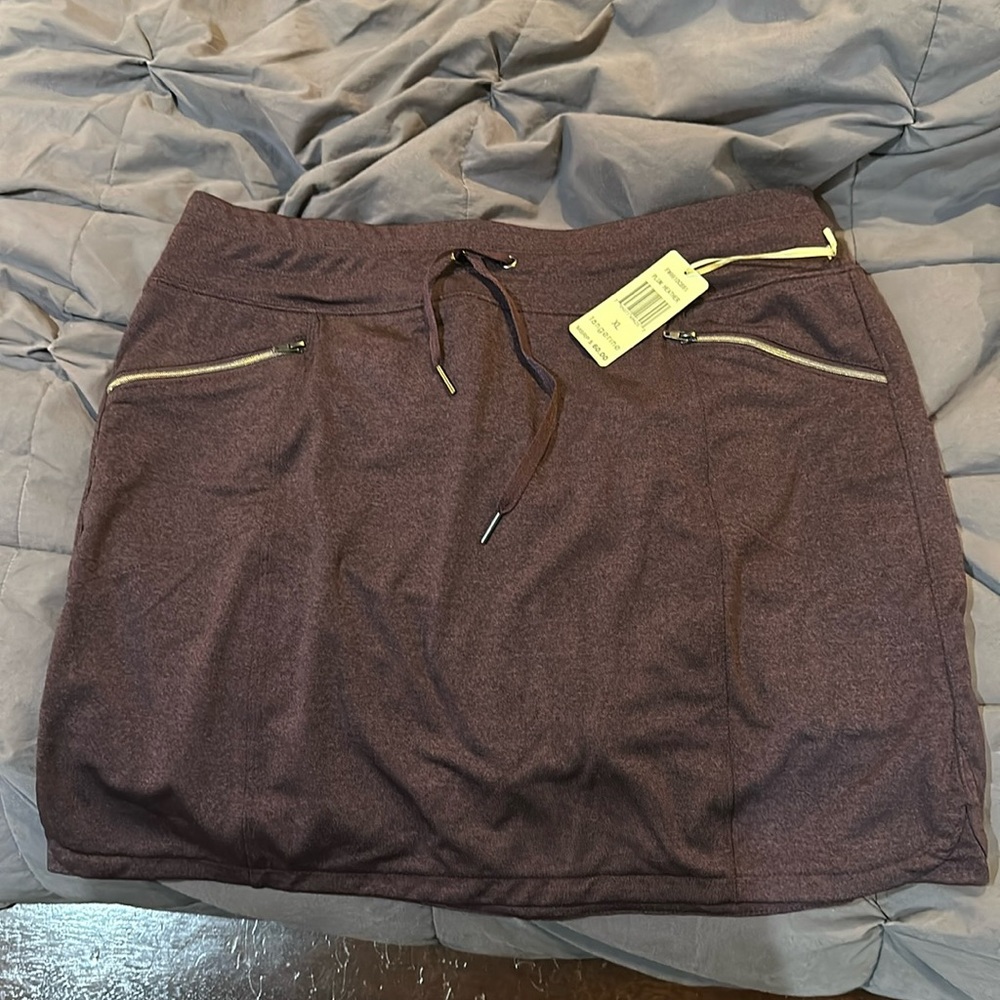 Tangerine skirts size XL